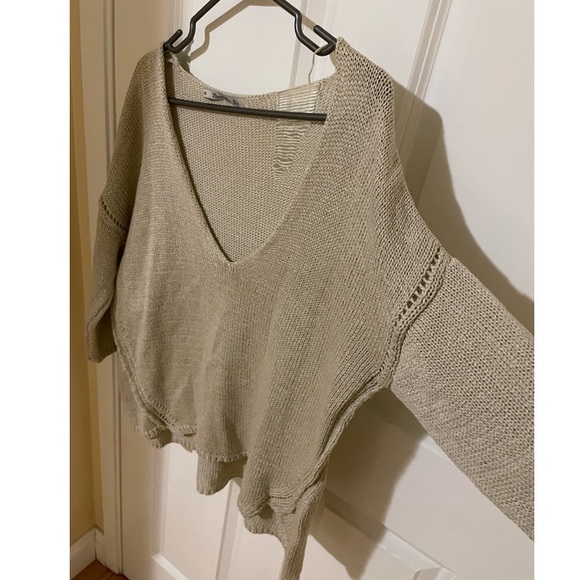 Zara Distressed Sweater - Picture 2 of 3